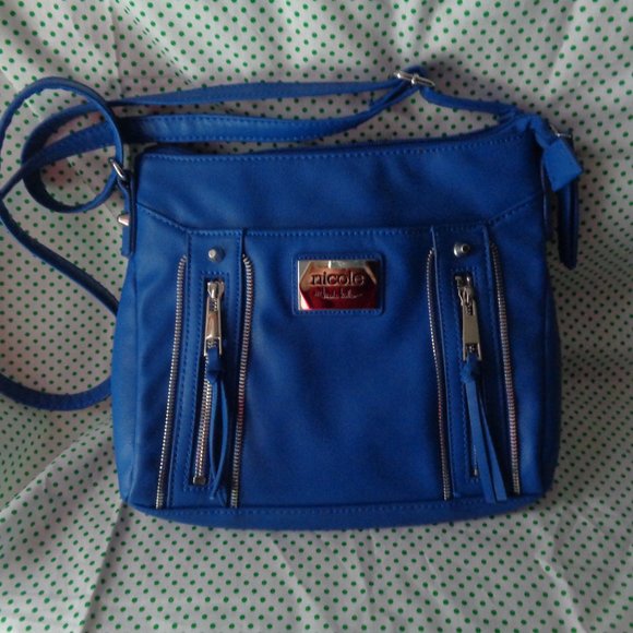 Relisted aqua Y2K purse adjustable strap front zipper details - Picture 2 of 11